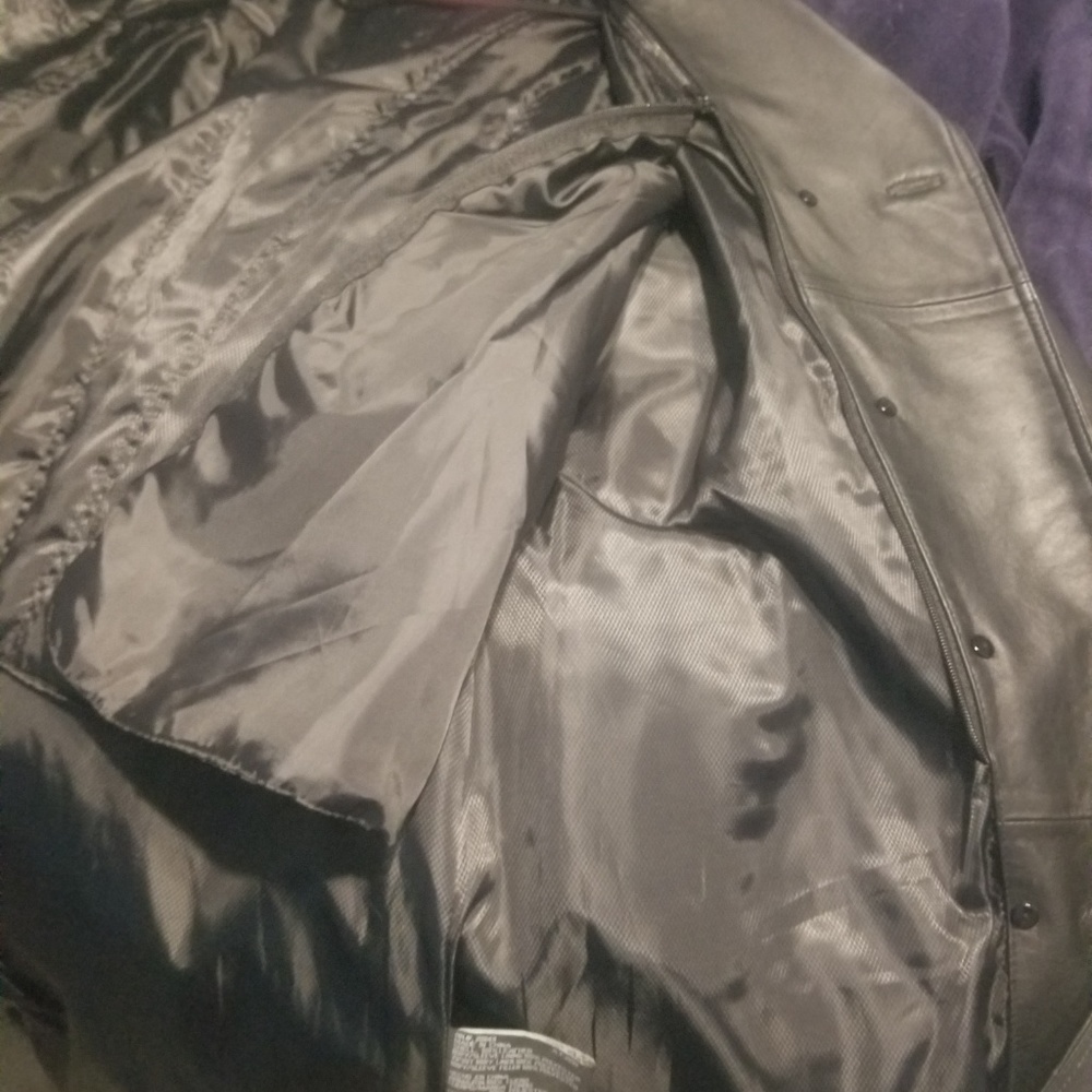 Jacket - Picture 3 of 4